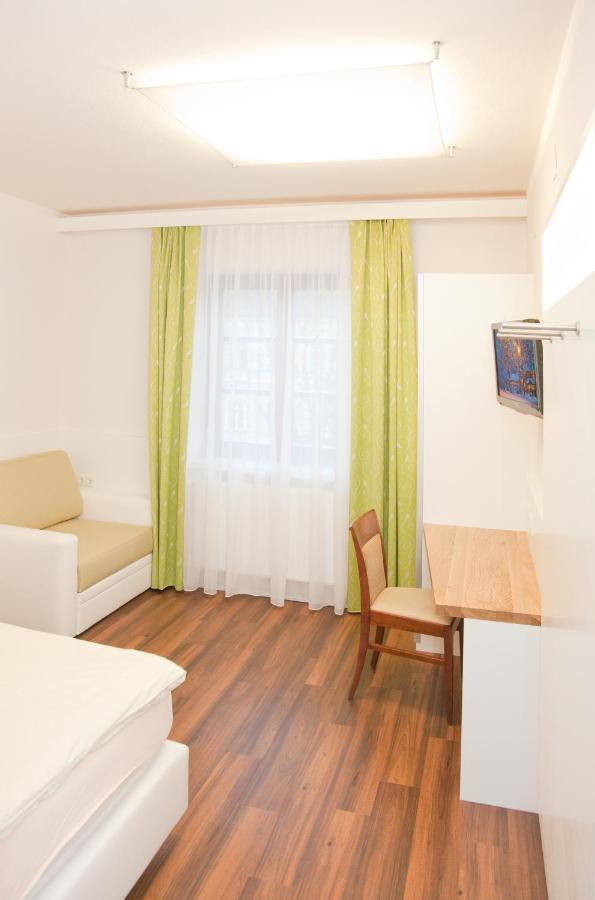 Gasthof Pack "Zur Lebing Au" Hartberg Szoba fotó